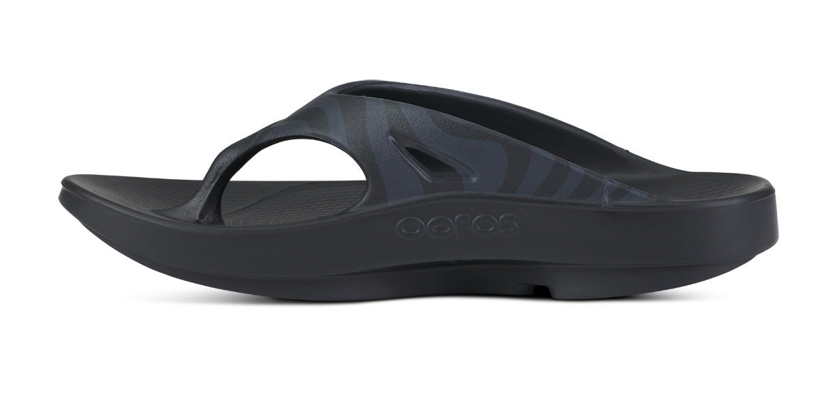 BAUER/OOFOS Women'S OOriginal Sport Sandal – Black Asphalt - Image 4