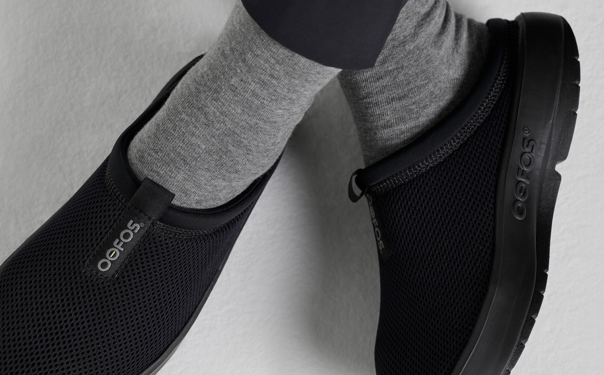 Women'S OOcoozie Sport Mule - Black (SALE) - Image 10