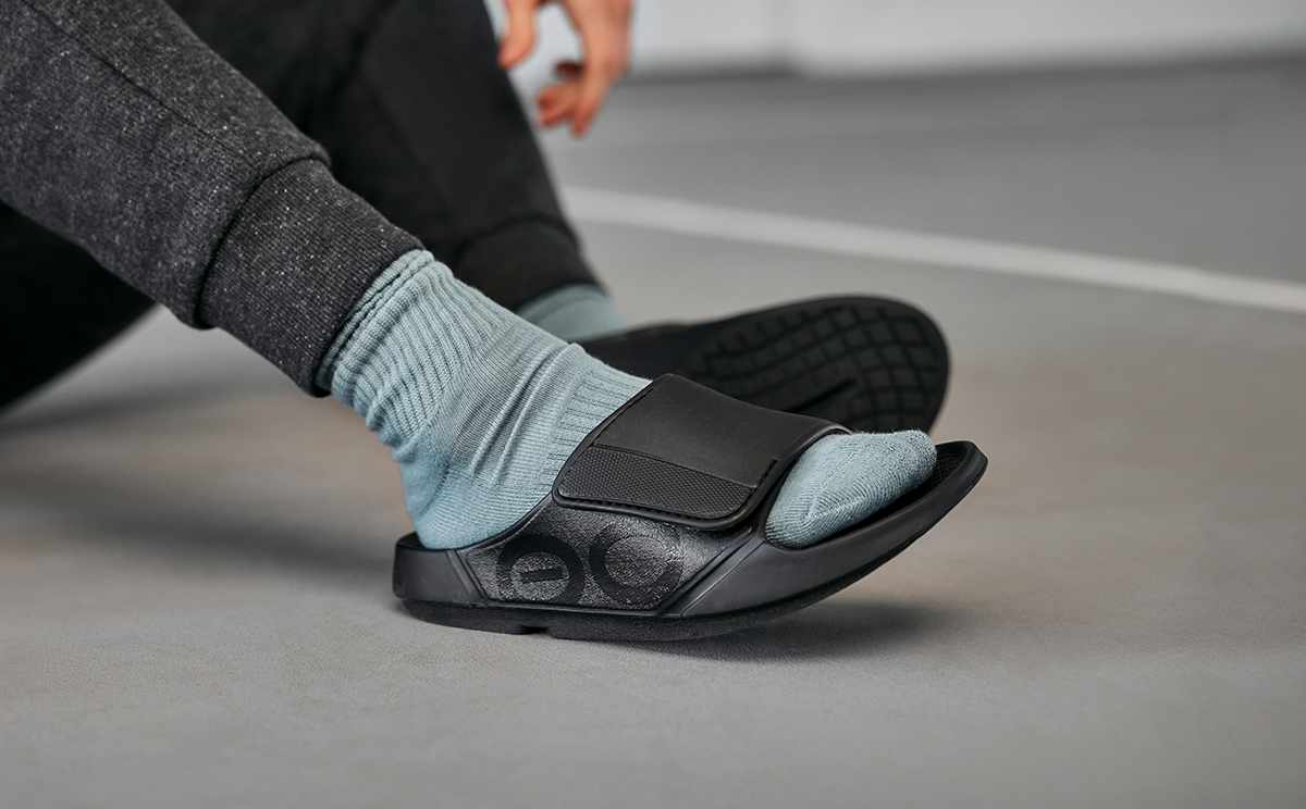 Men'S OOahh Sport Flex Sandal - Matte Black - Image 9
