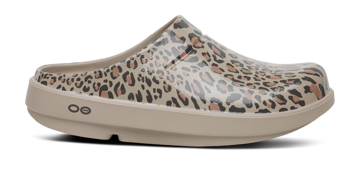 Women'S OOcloog Limited Edition Clog - Nomad Leopard - Image 2
