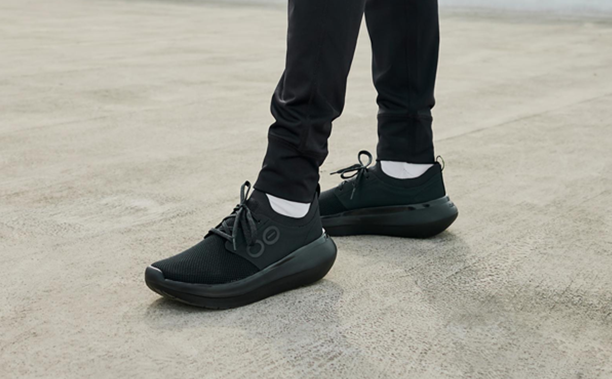 Men'S OOmy Stride - Black - Image 10