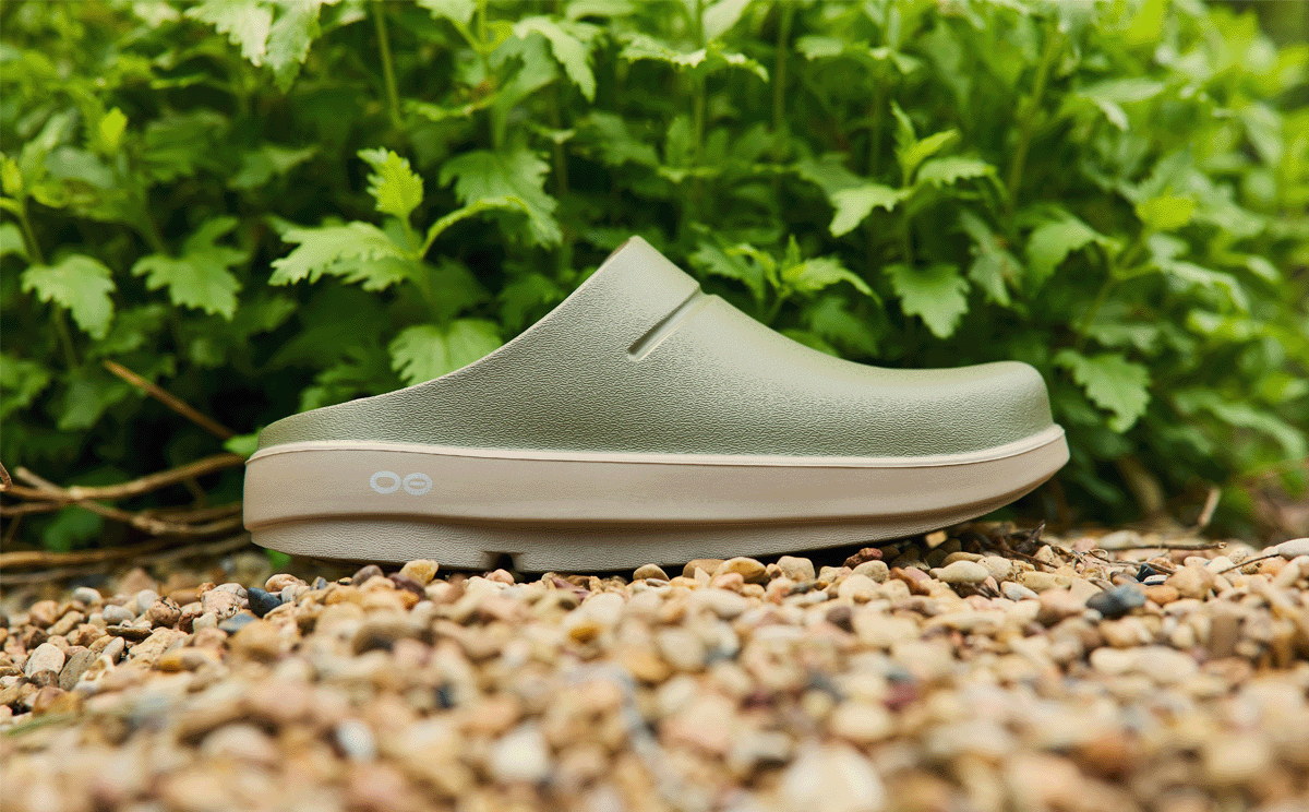Women'S OOcloog Stacked Clog - Foliage - Image 10
